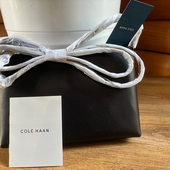 NEW with Tags Cole Haan purse - Picture 2 of 8